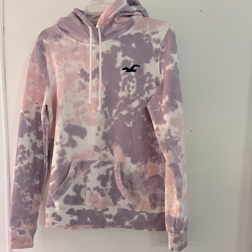 Hollister Pink and Purple Tie Dye Hooded Sweatshirt Size Médium